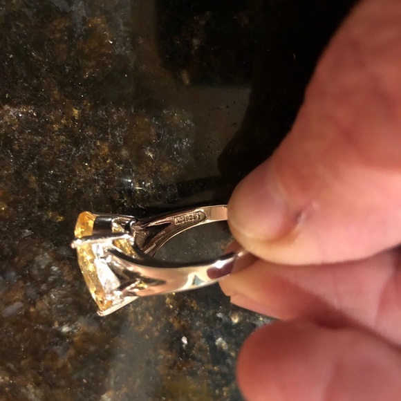 Citrine (lab created) ring - Picture 9 of 9